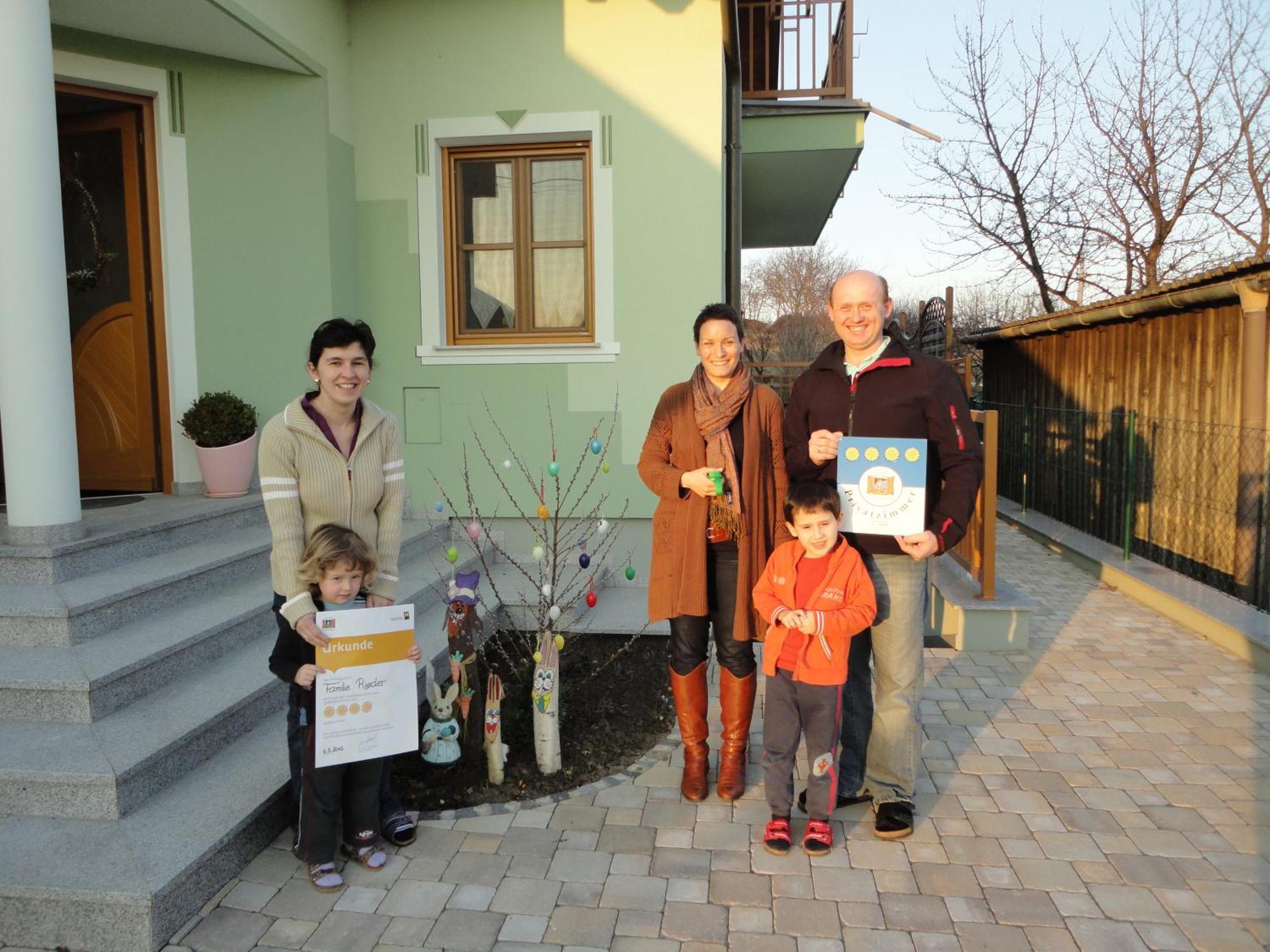 Hotel Gaestezimmer Rieder Staatz Zewnętrze zdjęcie